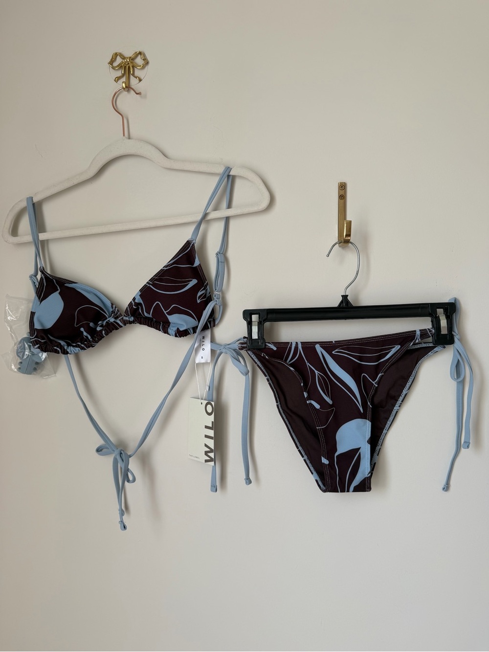 Wilo Brown blue floral Bikini Set with claw hair clip